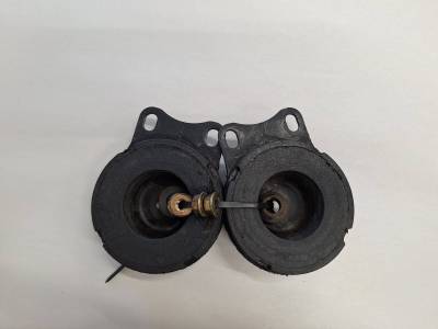 '90-'05 Mazda Miata Differential Mounts - Image 1