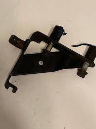 '90 -'93 OEM Mazda Miata alternator tensioner and bracket hardware - Image 3