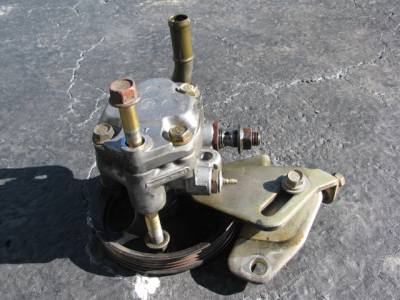 NB Power Steering Pump '99-'05 - Image 2