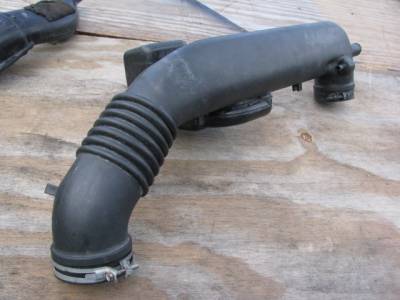 '94 - '97 1.8 Miata Intake/Cleaner Assembly - Image 2